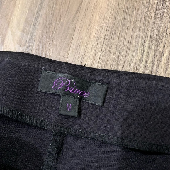 Beautiful pants - Picture 2 of 6